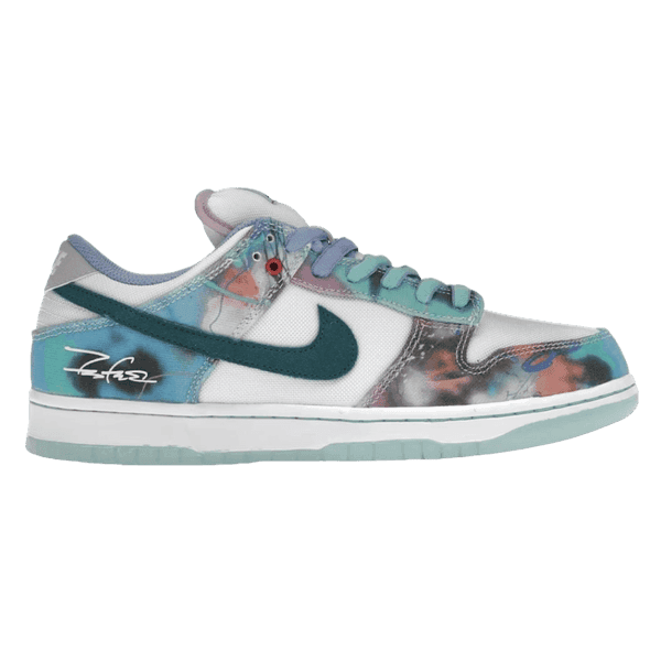 SB Dunk Low Futura Laboratories Bleached Aqua